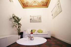  Spanish Steps Art Apartment  Рим